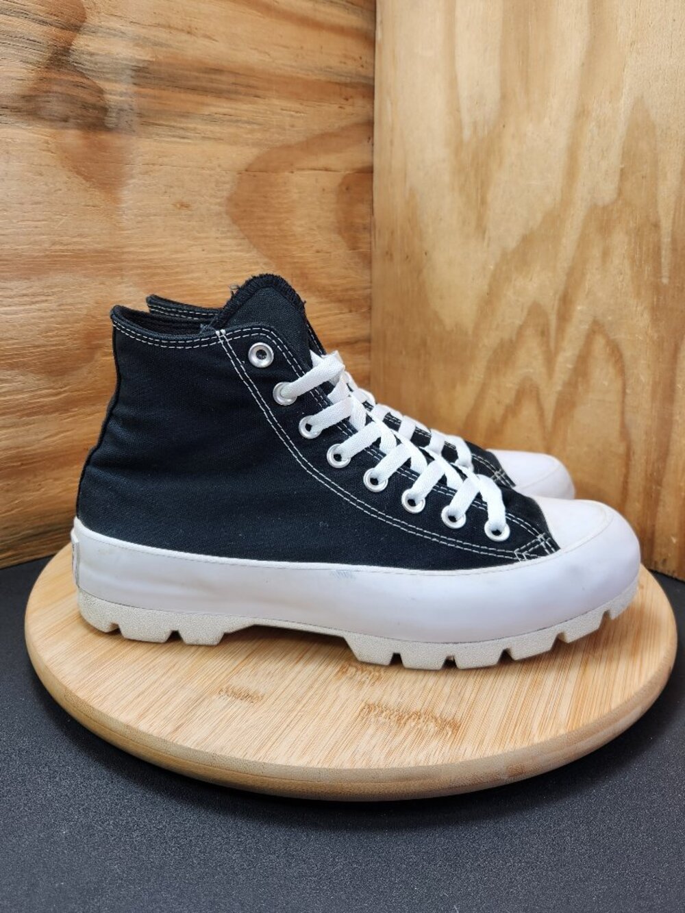 Converse Chuck Taylor All Star Womens Lugged Hi Platform Shoes Sneakers Size 9